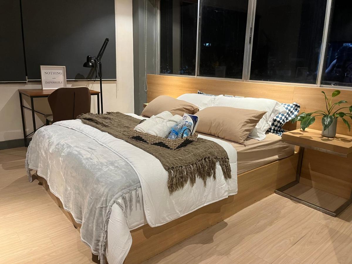 The Upperroom @ Real Suites Bacolod Kültér fotó