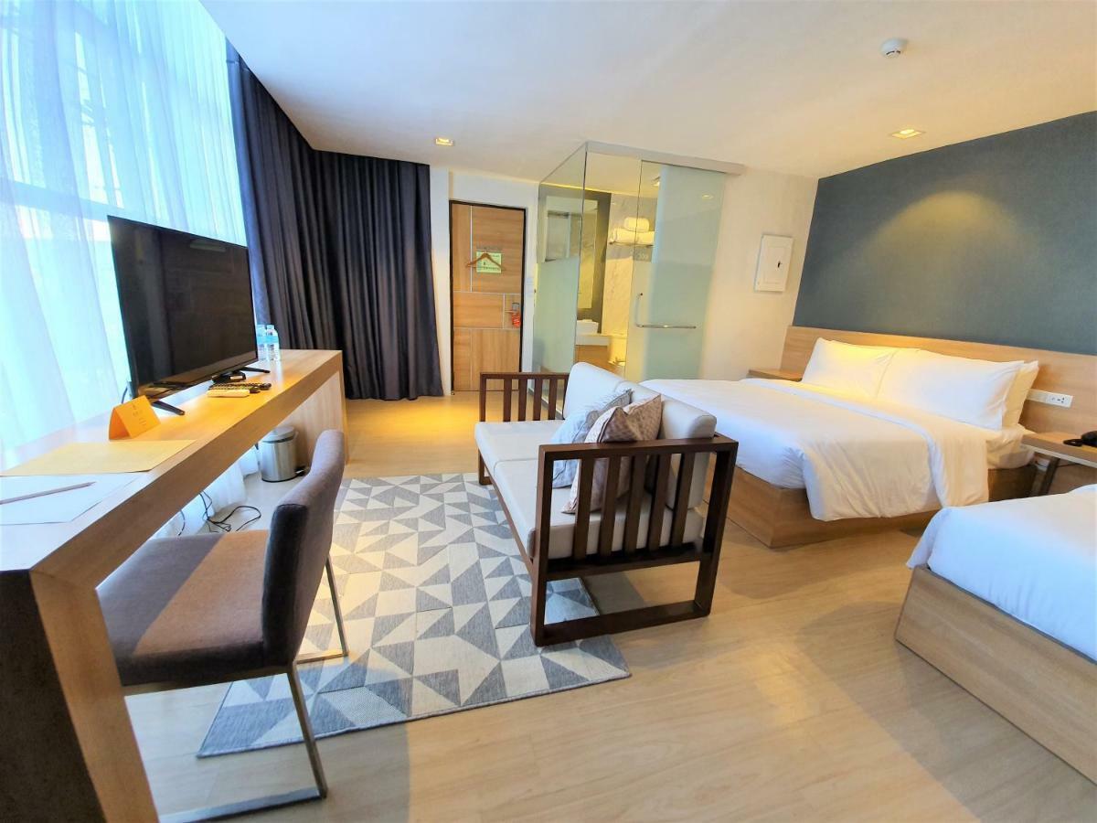 The Upperroom @ Real Suites Bacolod Kültér fotó